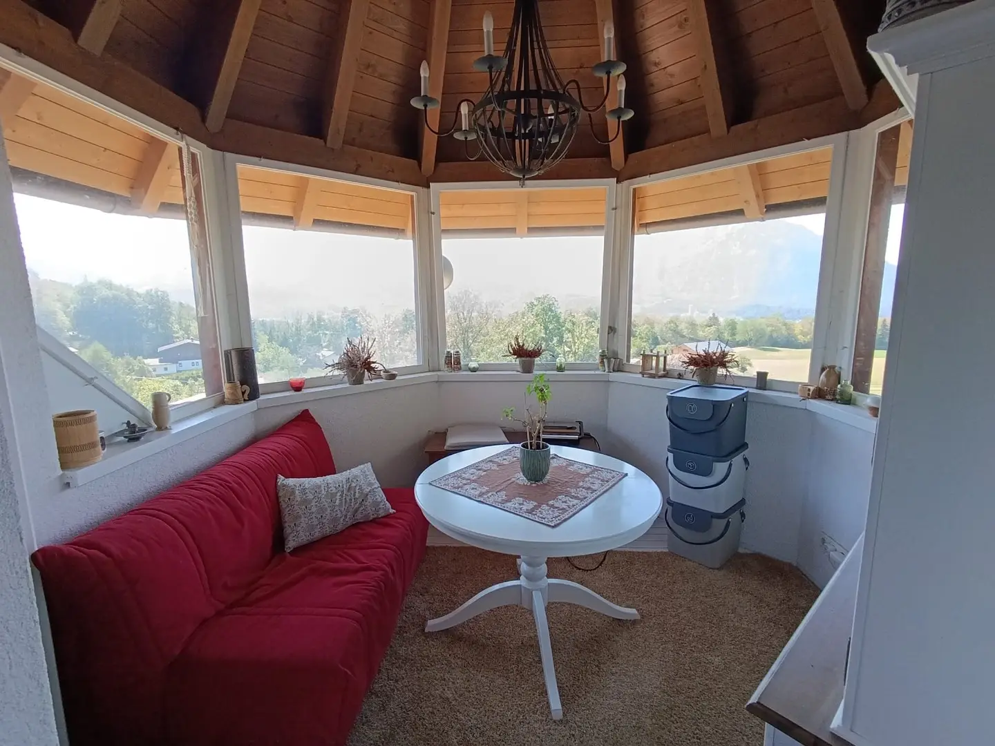 Top floor apartment with loggia and Watzmann view