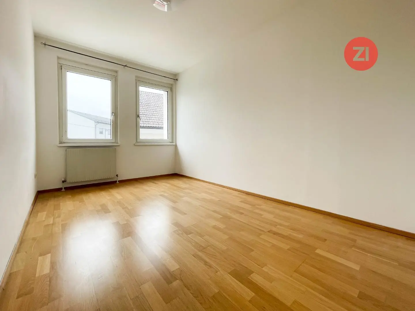 Spacious Wohnung with roof terrace in central location