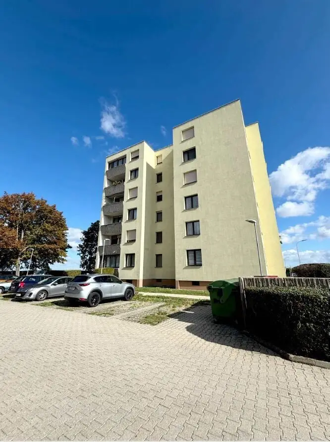 Sehr gepﬂegte 3-Zimmer-Wohnung in Gänserndorf Stadt!