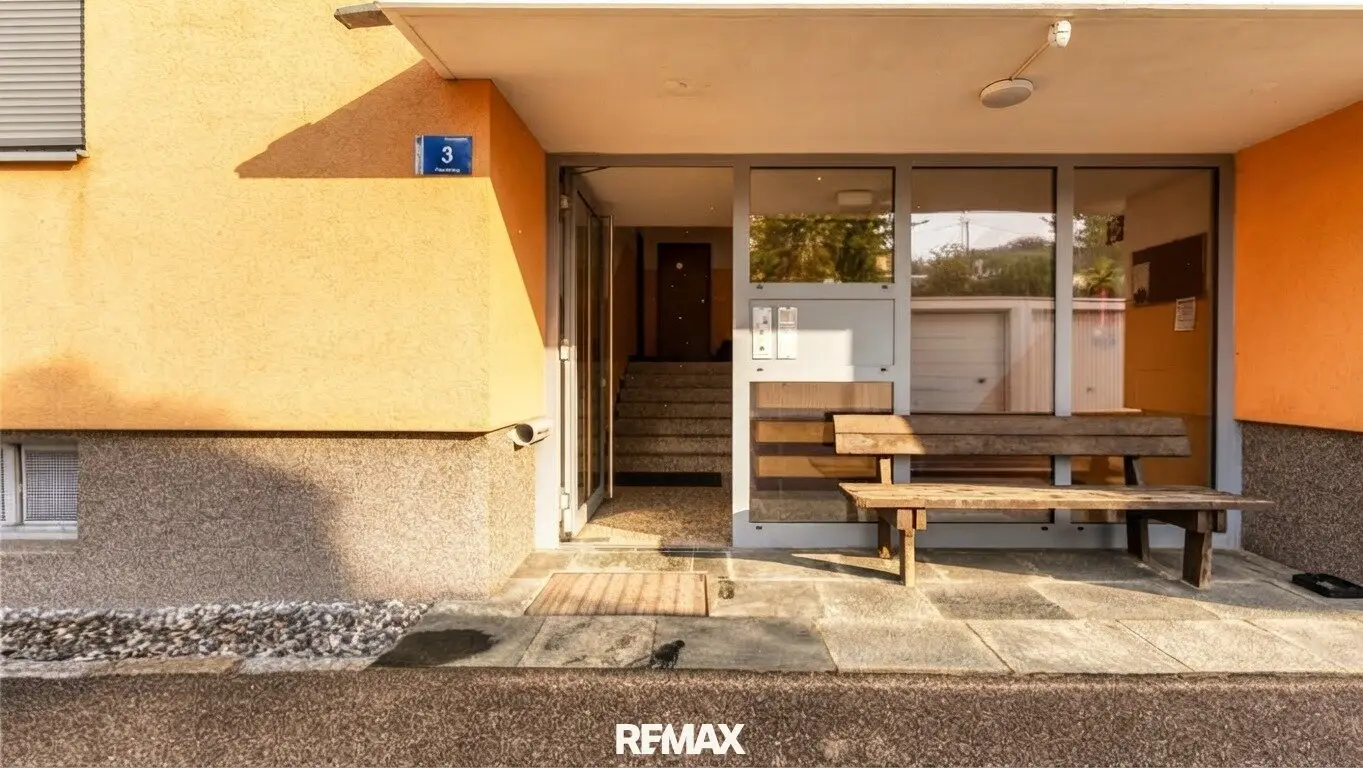 Condominium approx. 128 m² with garage in Thomasroith