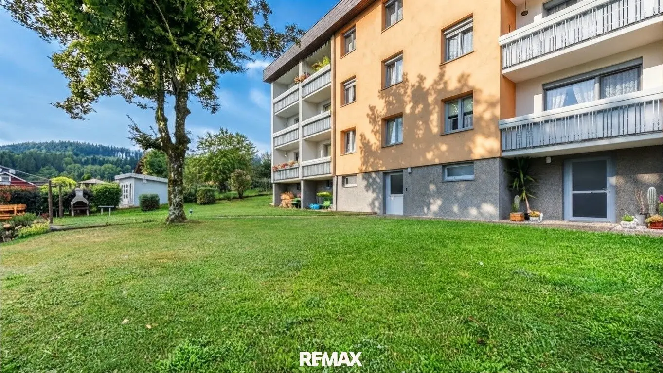 Condominium approx. 128 m² with garage in Thomasroith