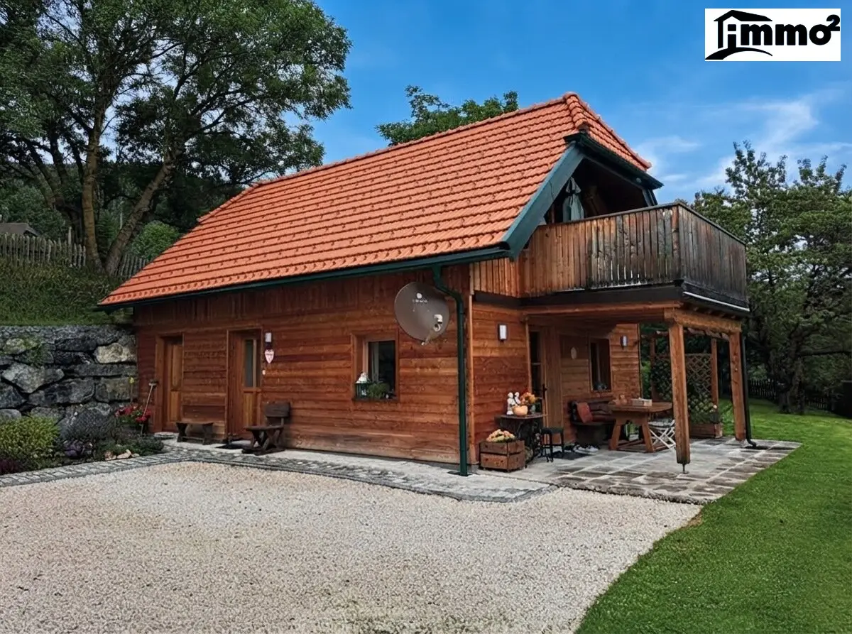 Unique country house ensemble in dreamy natural location