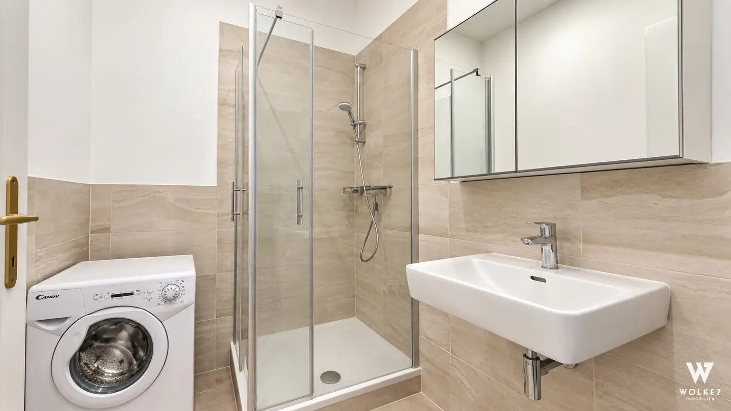 Renovated 2-room apartment in second occupancy (2023) I Underfloor heating and cooling I Near Schönbrunn
