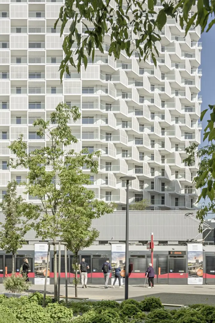 JETZT wird's leywand. Das Wohnhochhaus am Nordbahnviertel