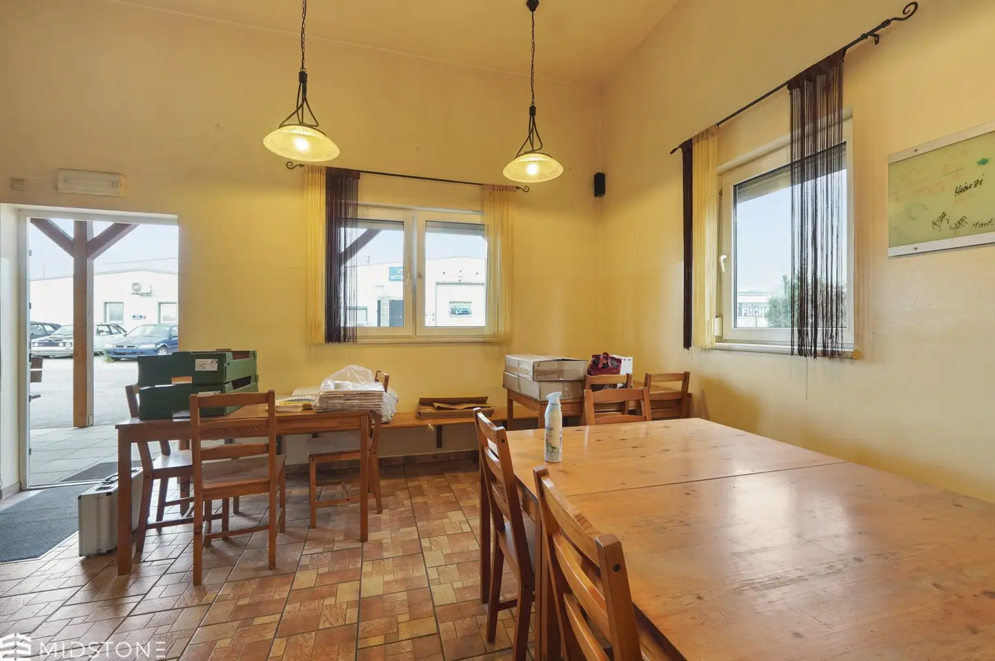 Established snack bar with high demand and great potential in Sollenau