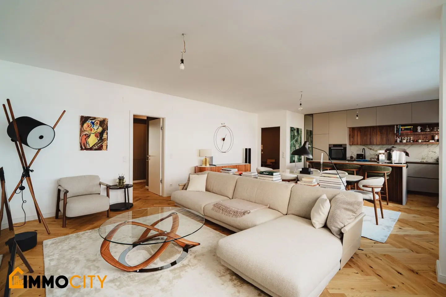 Exclusive 4-room apartment with spacious living kitchen near the Naschmarkt – Faulmanngasse 3, 1040 Vienna