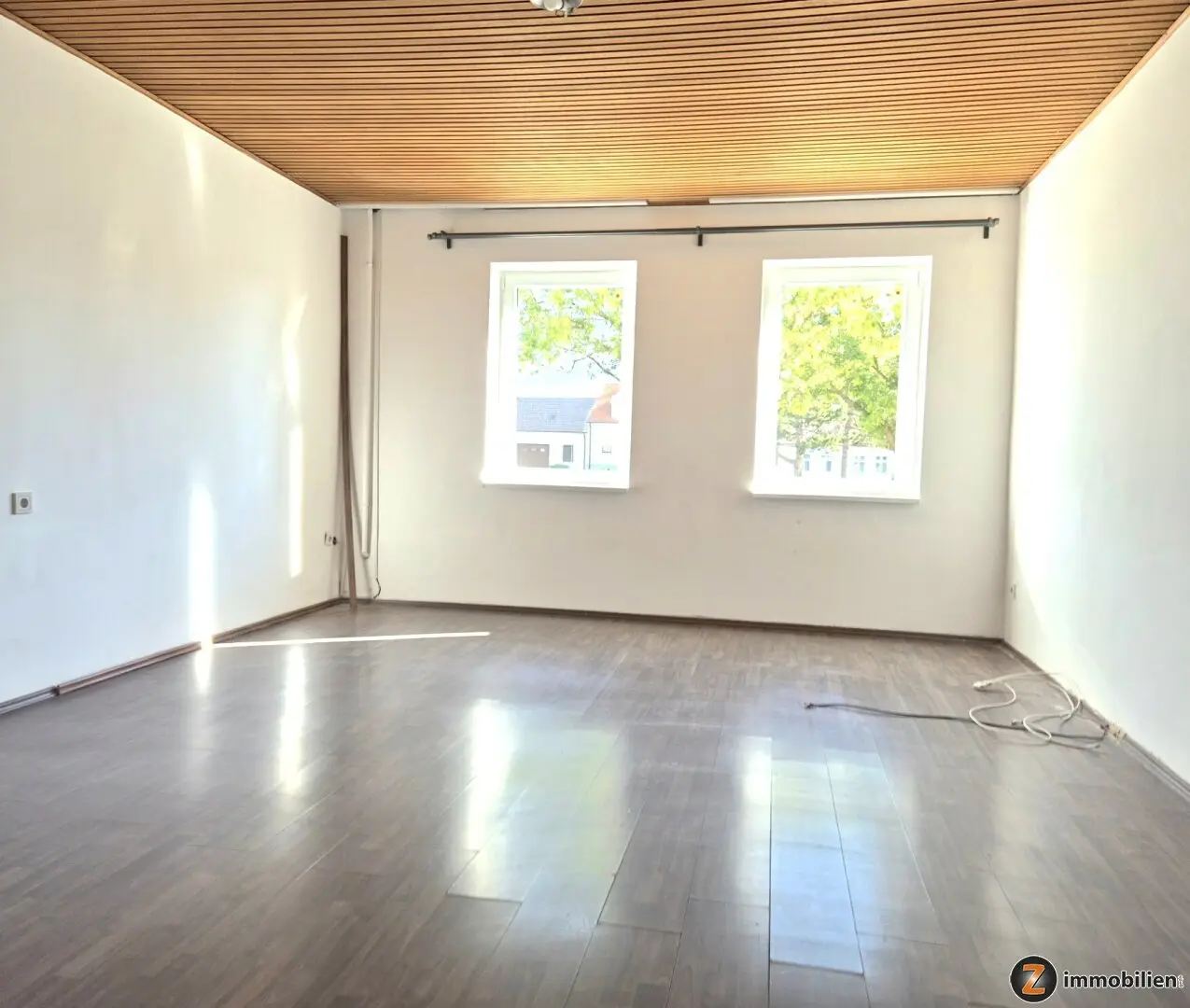 Spacious, quietly located Streckhof with idyllic garden