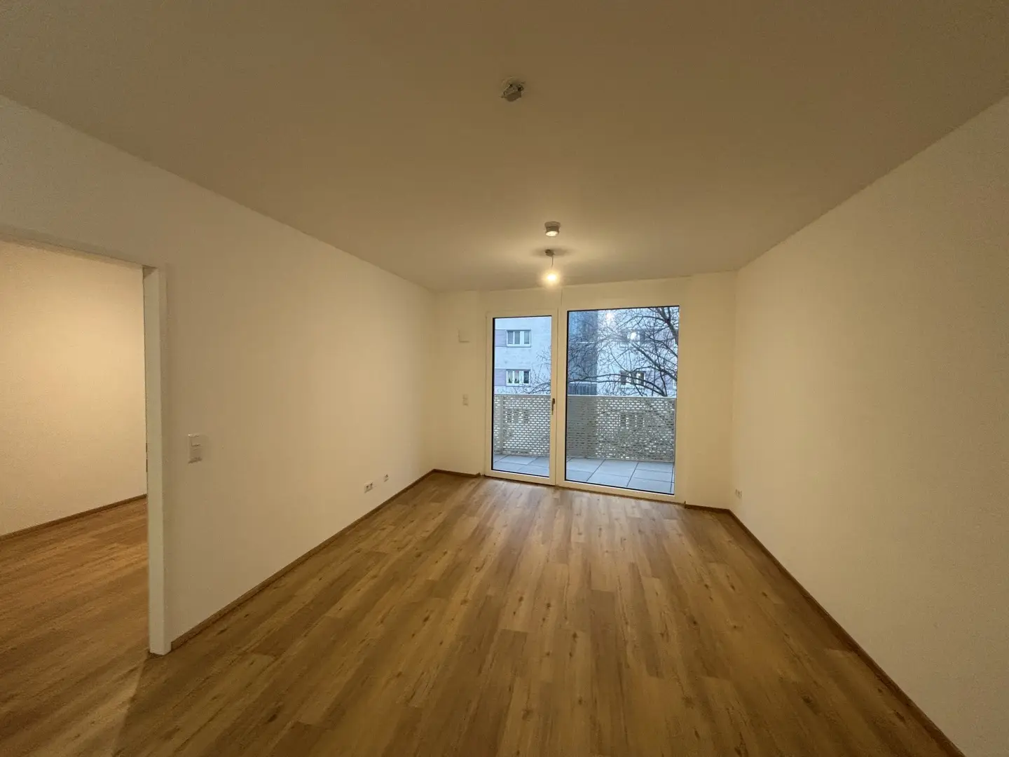 Neubauwohnung with balcony in quiet courtyard