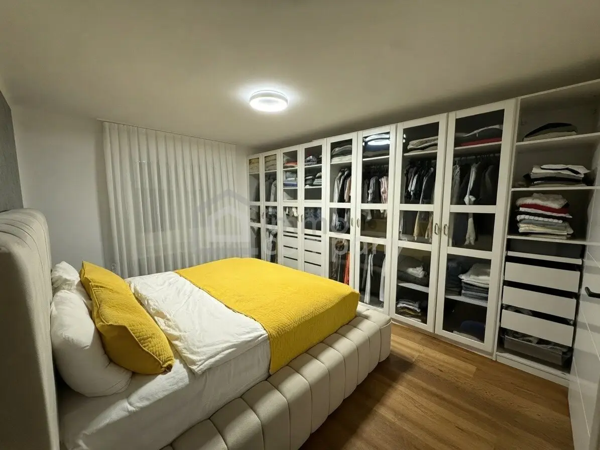 Design meets Elegance: 4-room Apartment