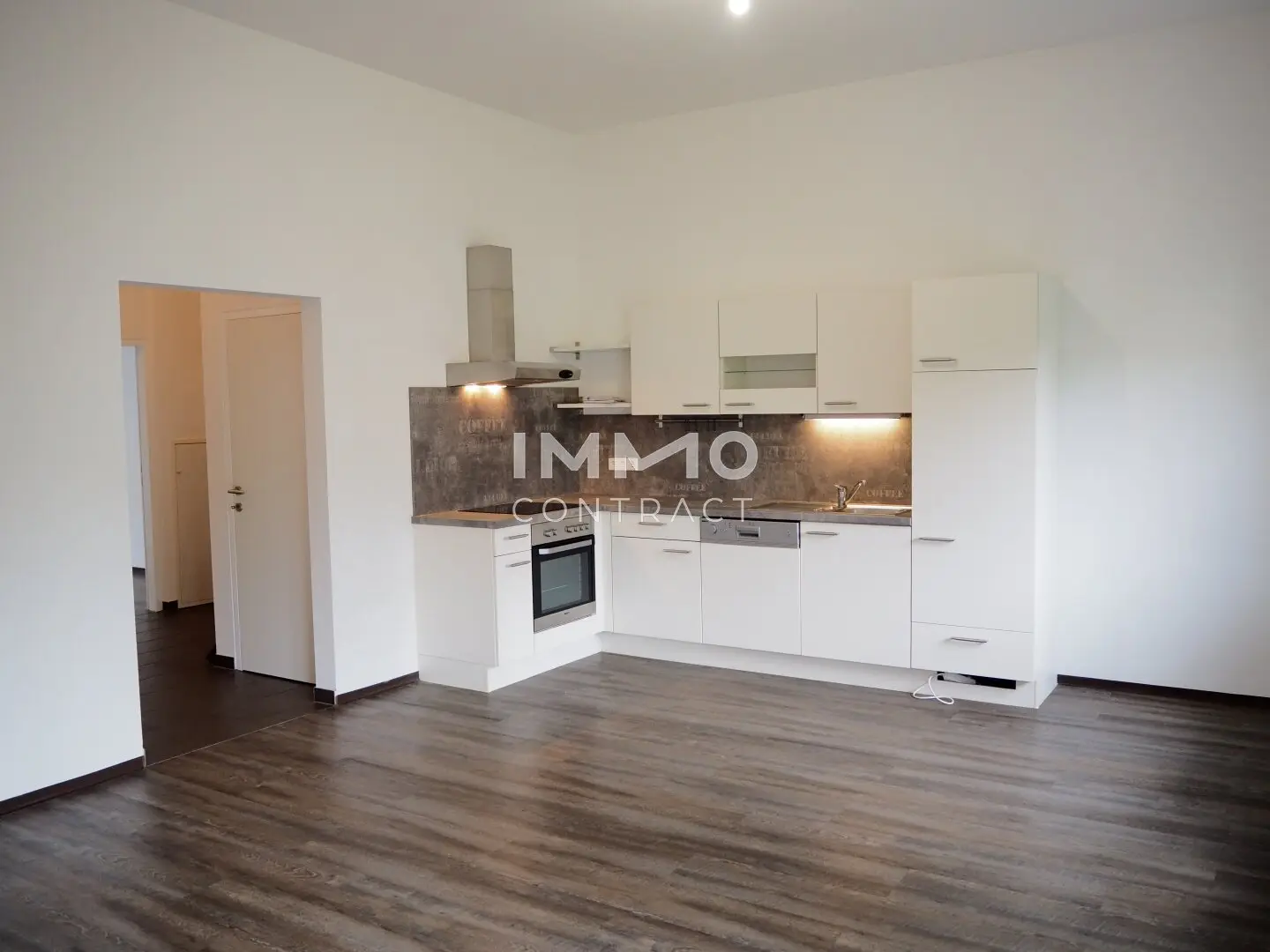 UNLIMITED - sunny 3-room apartment with courtyard-facing balcony in Raimundstraße 24 / Top C4 for rent
