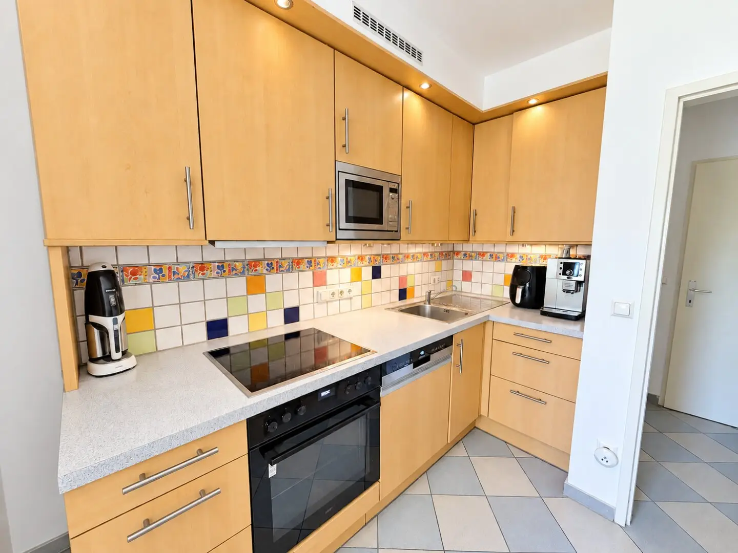 MAISONETTE-LIEBE | Wohnen auf 2 Ebenen | 3 Zimmer | Balkon | Garage