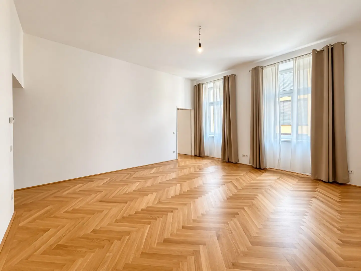 KEINE PROVISION! Sofort einziehen &amp; wohlfühlen | stilvoll saniert | top angebunden!