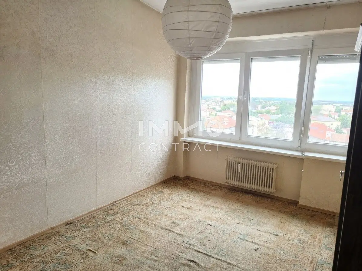 Modern 3-room apartment with loggia and distant view
