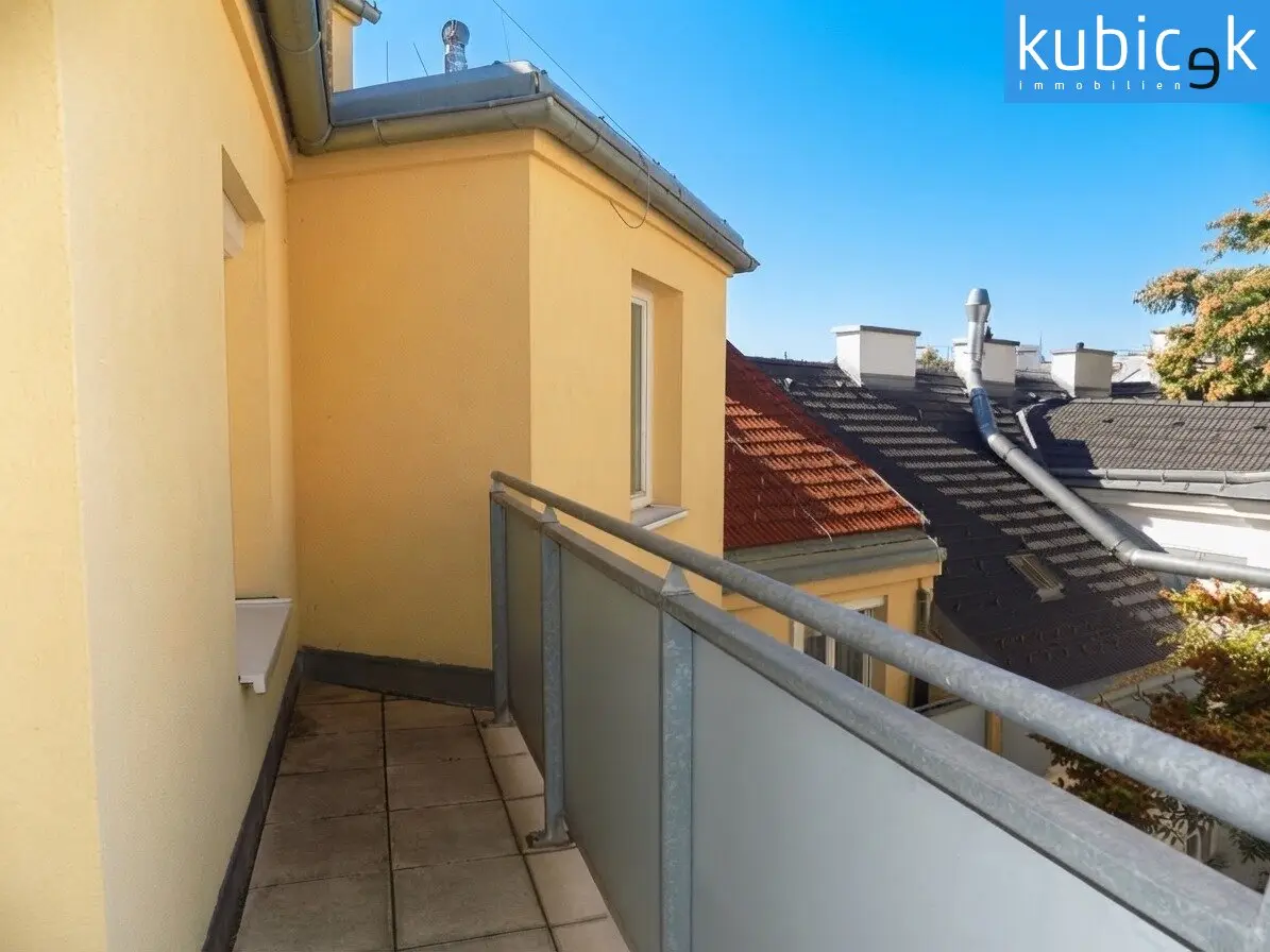 Attic studio with air conditioning and terrace near U2 Schottenring