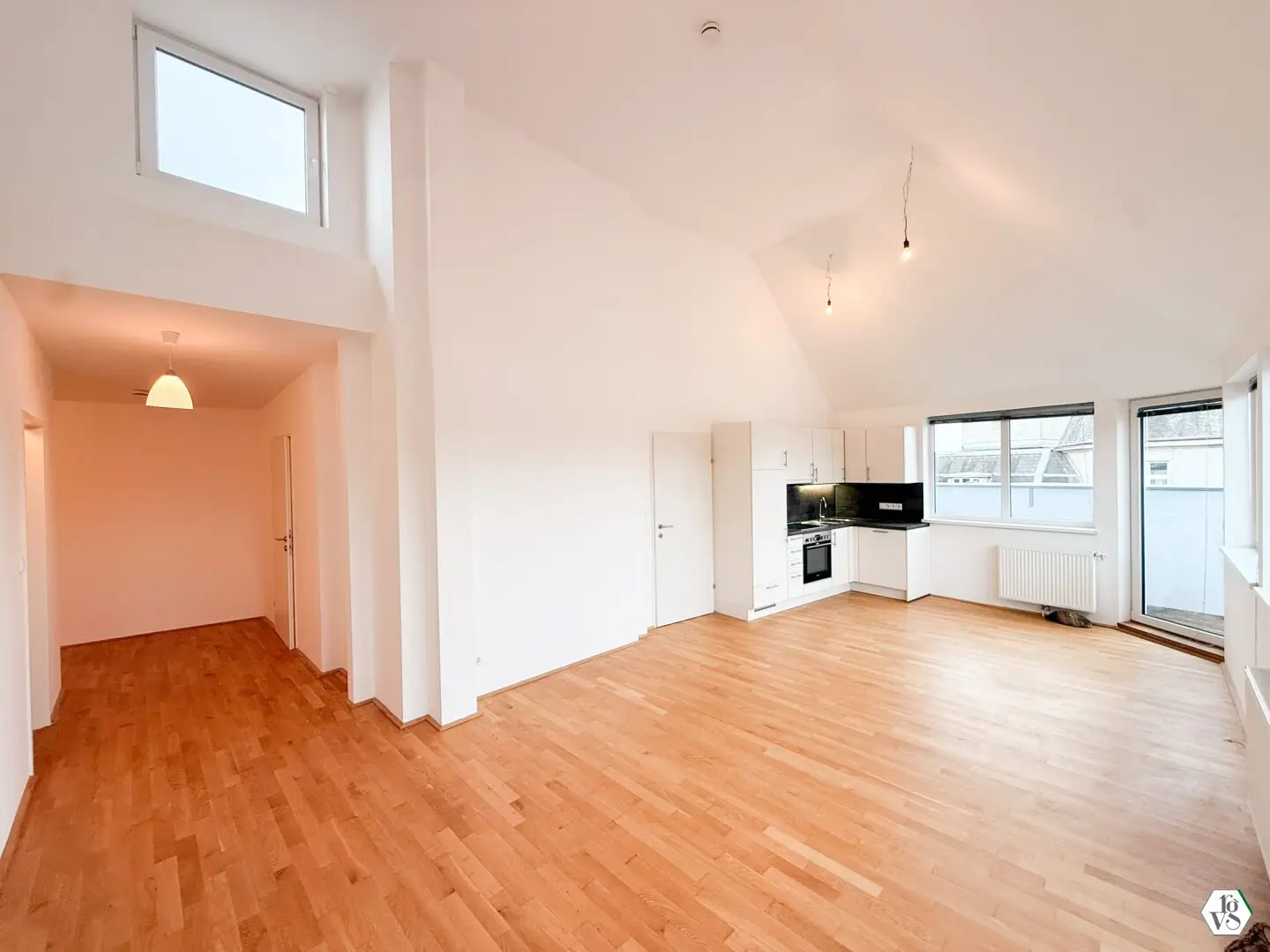 Gusenleithnergasse - Helle DG-Wohnung