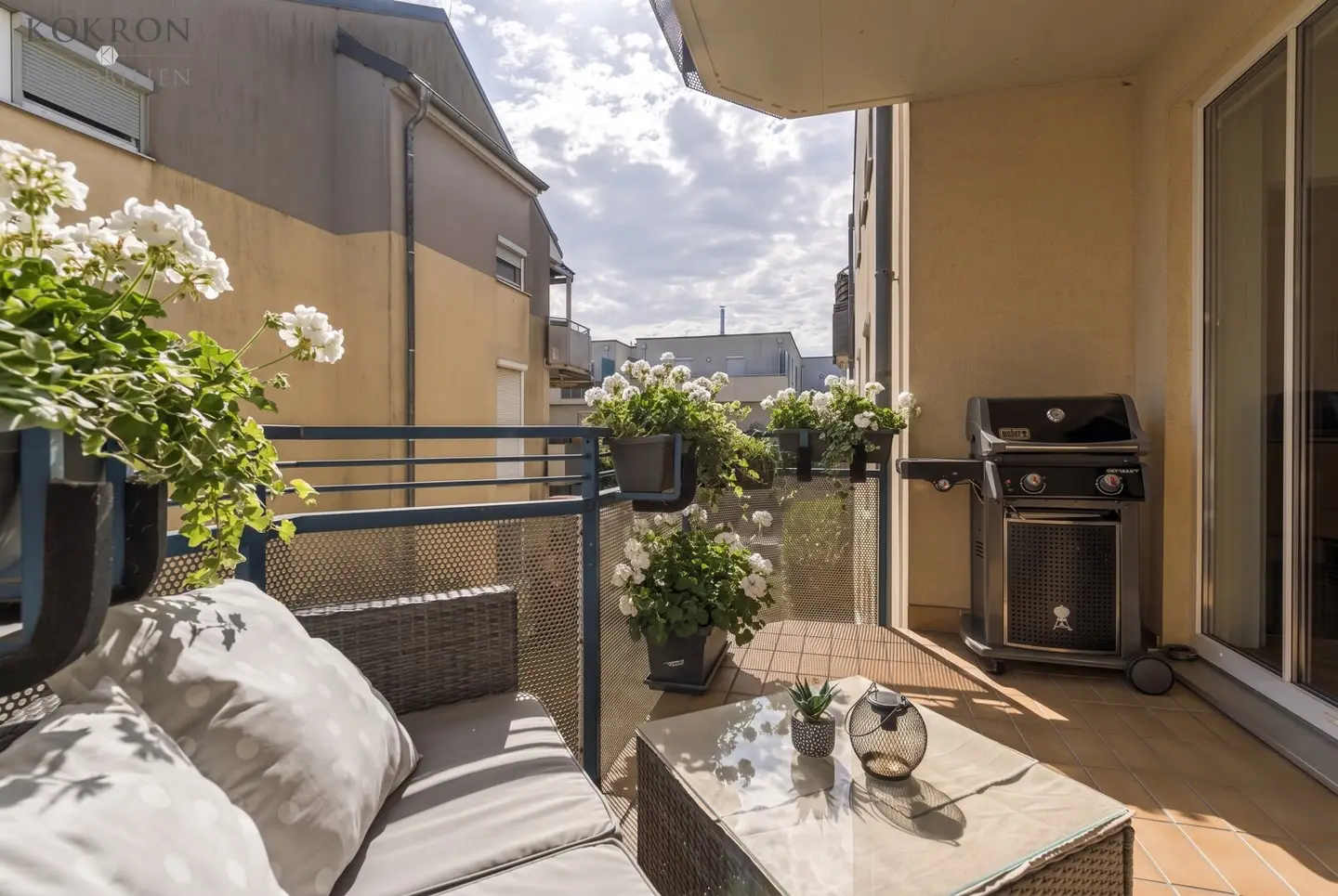 Modern Home Vibes | 3-room &amp; loggia near Badeteich Gerasdorf