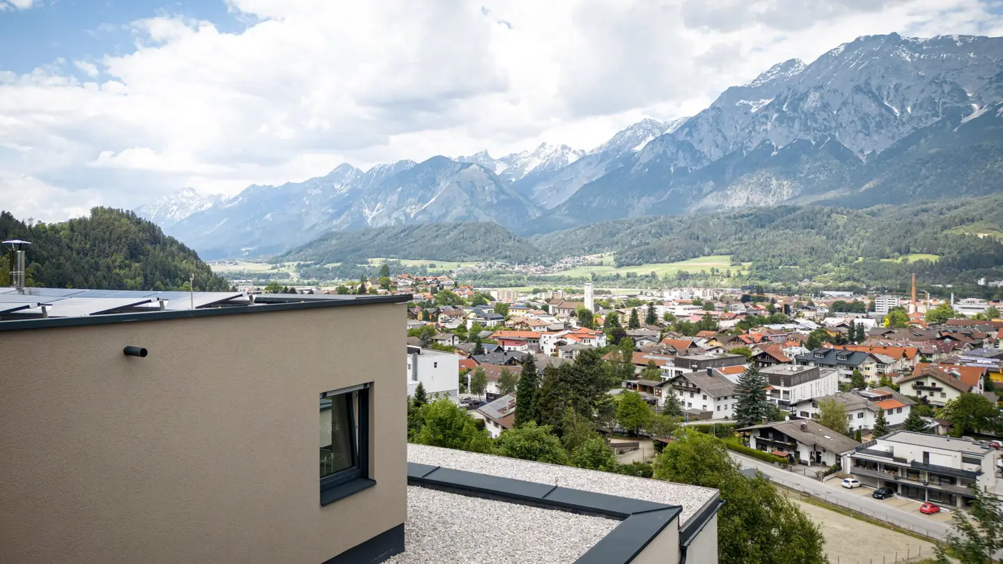 Exclusive 4-room garden apartment in small residential complex in Wattens