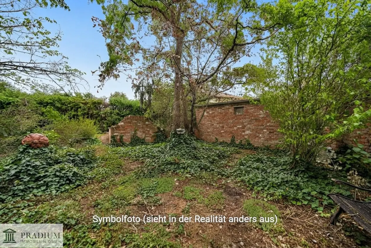 Your place for a home, set back, quiet, commission-free