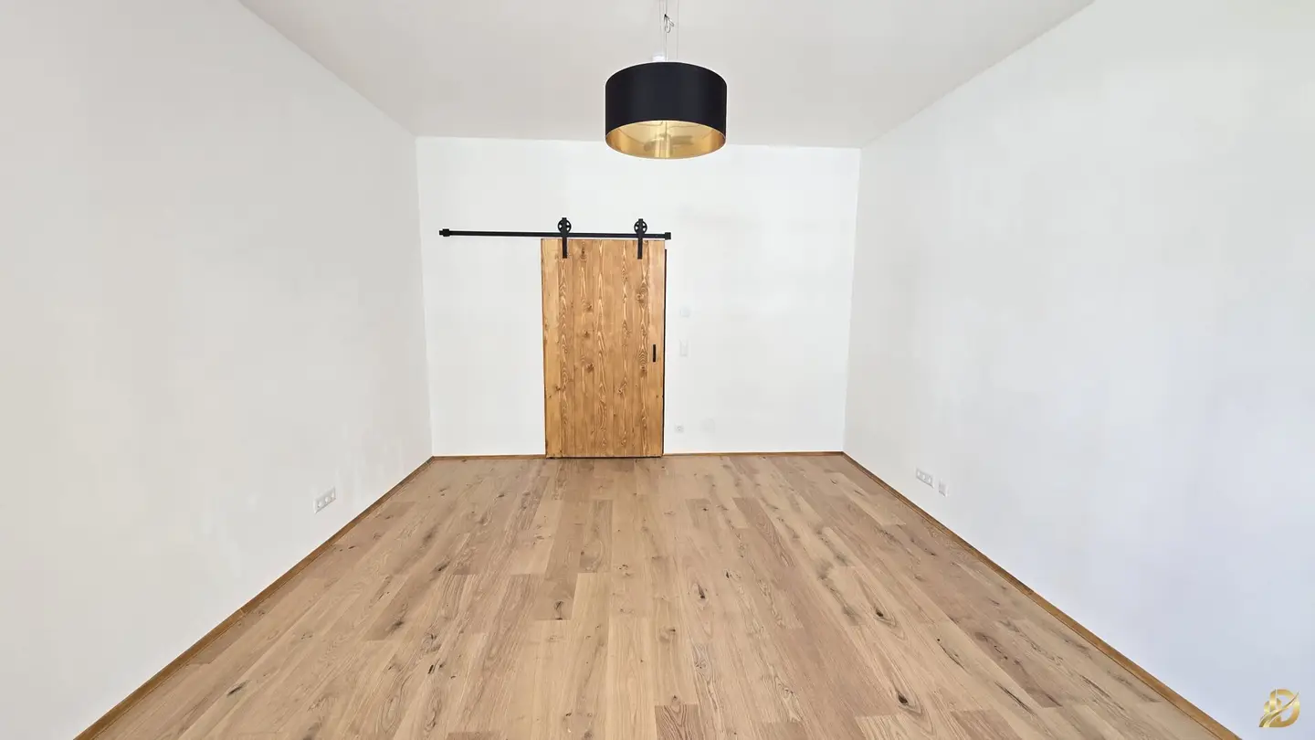 First occupancy, one-room apartment, Messe Prater U2, WU Uni.