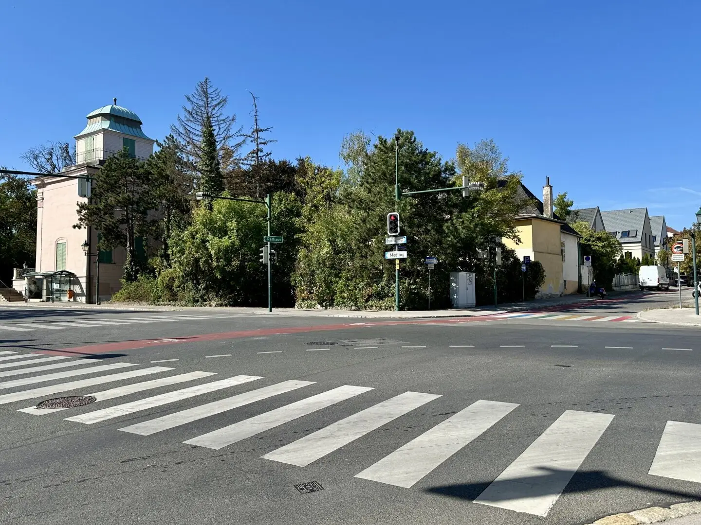 TOP prime location / Ideal for medical center / Developer plot in Maria Enzersdorf