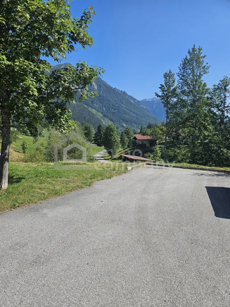 Ramsau am Dachstein: 827 m² plot for private home, practice or commercial premises