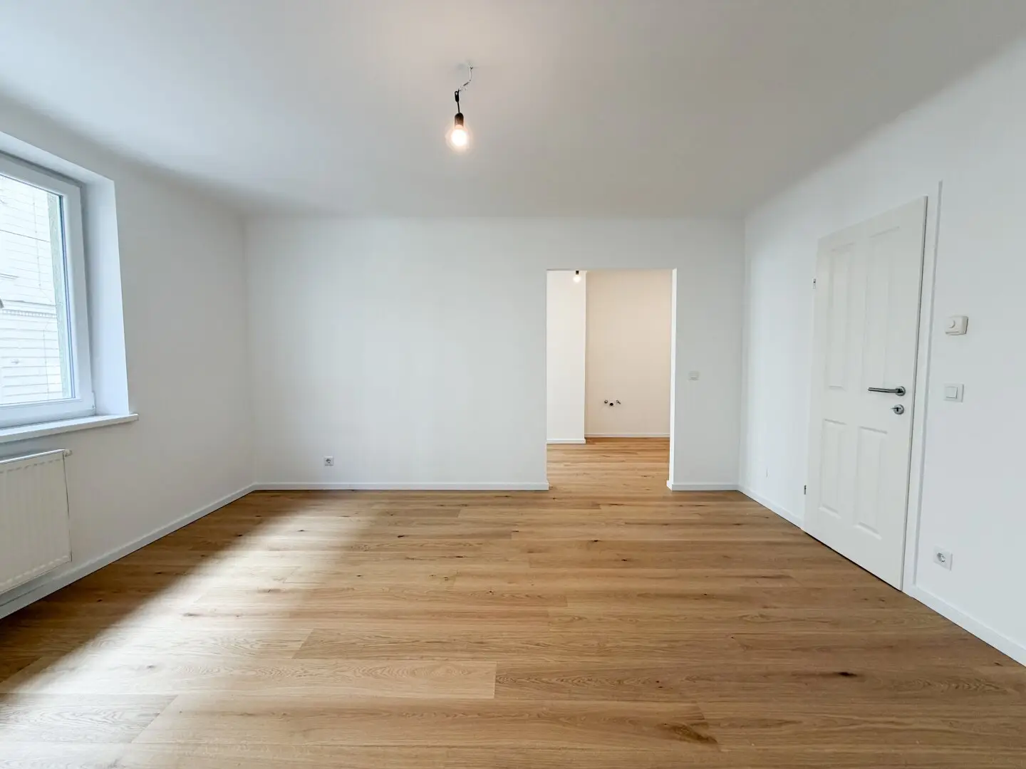 NEAR BELVEDERE: 4-room apartment with 3 bedrooms &amp; 3 bathrooms