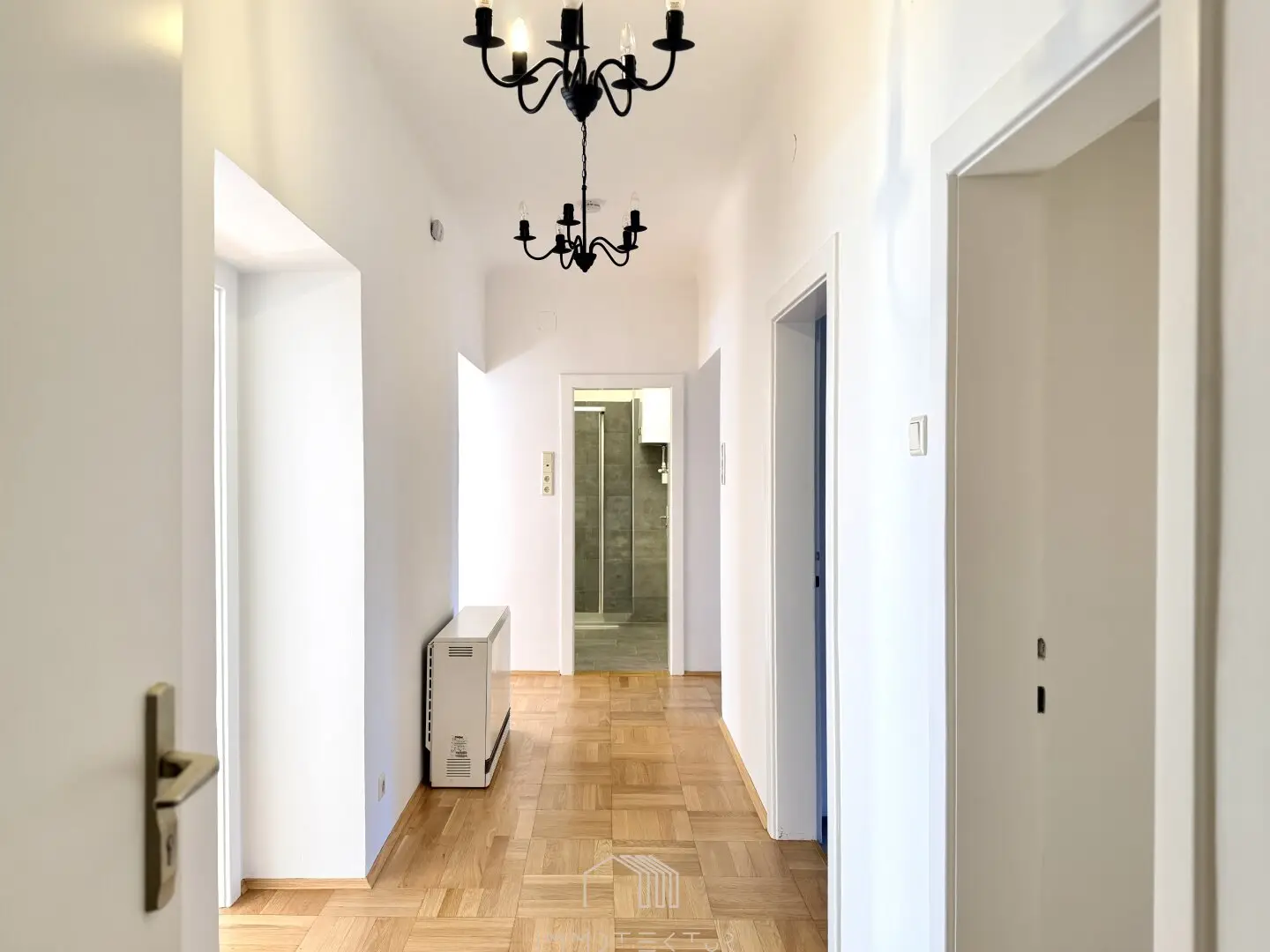 Old building charm: Quiet apartment with balcony and loggia near DIETRICHSTEINPLATZ