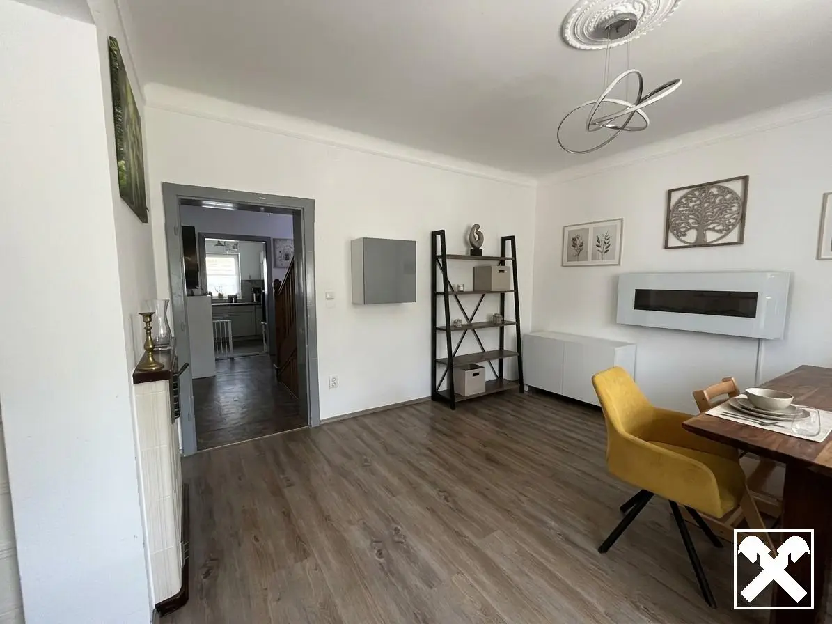 Renovated sunny family apartment with large garden