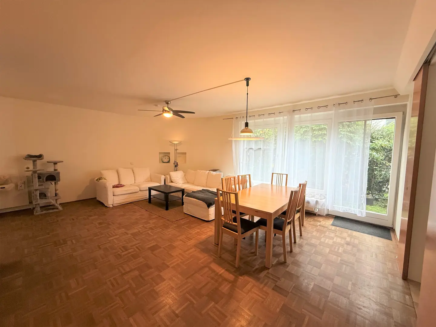 Maisonettewohnung mit Privatgarten und Sauna