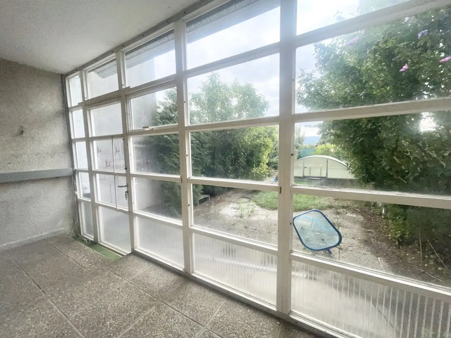 ​​​​​​​PROVISIONSFREI VOM EIGENTÜMER! SANIERUNGSBEDÜRFTIGES 5-ZIMMER-REIHENHAUS MIT EIGENGARTEN!