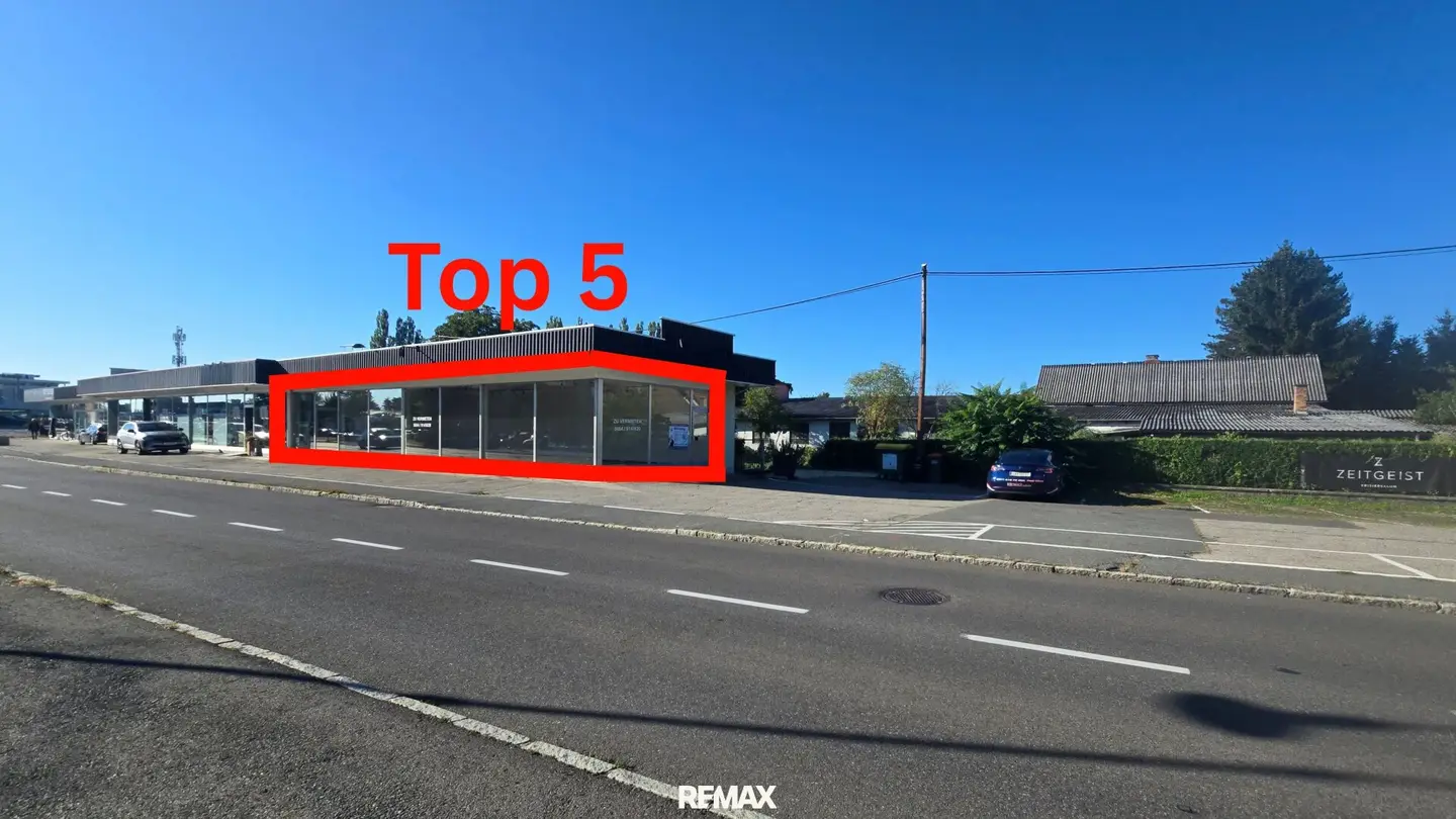 Gepflegtes Geschäftslokal 126 m² mit großer Glasfront in bester Auto-Frequenzlage von Leibnitz Miete € 1184,- + Mwst + BK