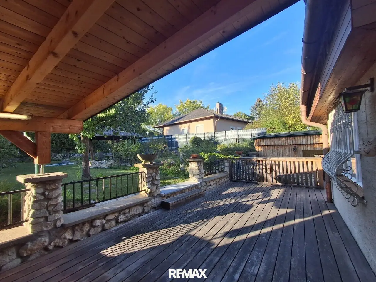 Wellnessoase - Miethaus mit Garten und Garage in Stockerau!