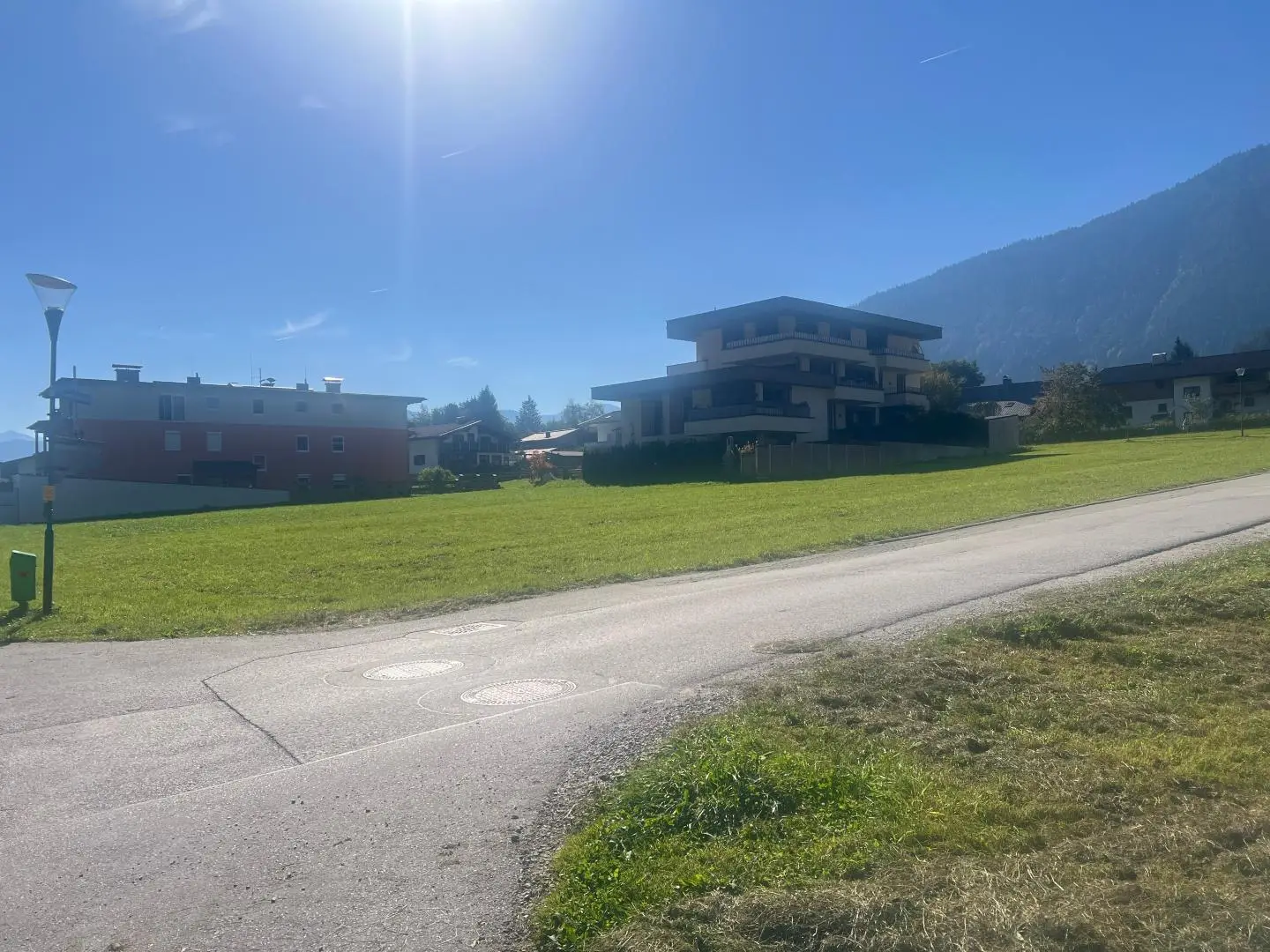 Sonniges Baugrundstück nahe See Familienwohnung