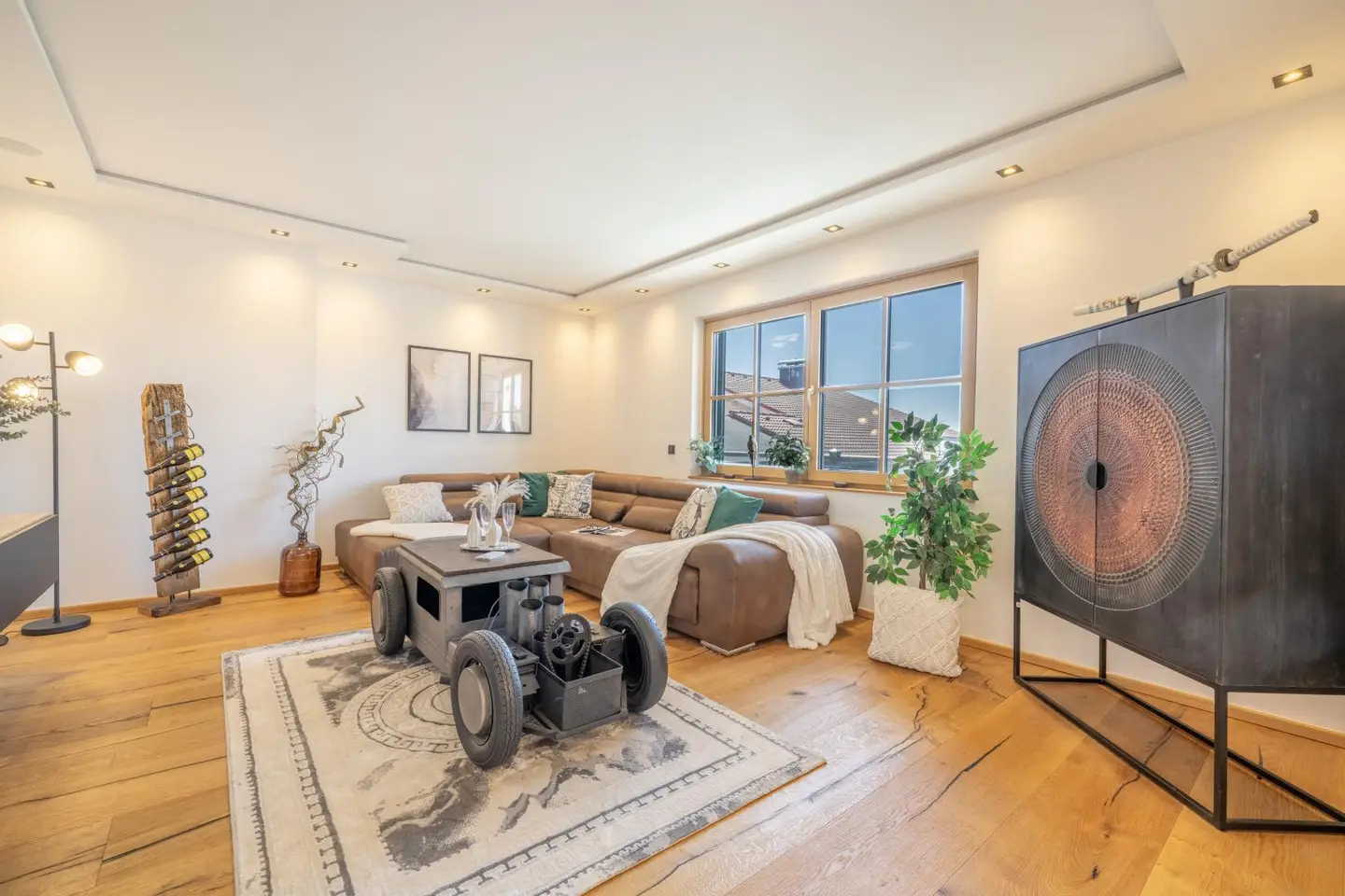 Modernised apartment with wide view and loggia