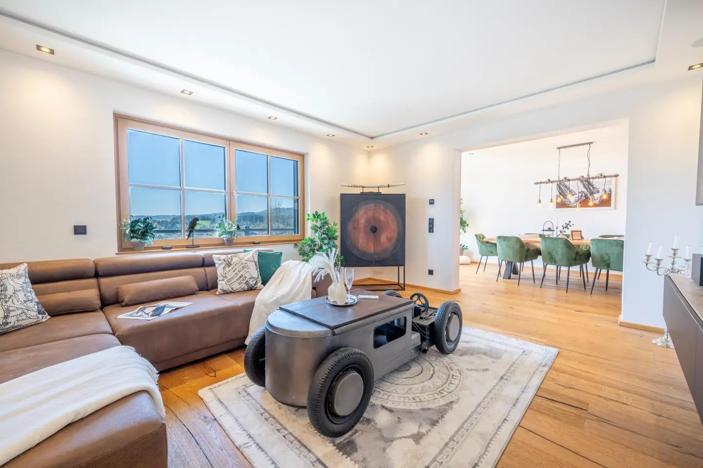 Modernised apartment with wide view and loggia