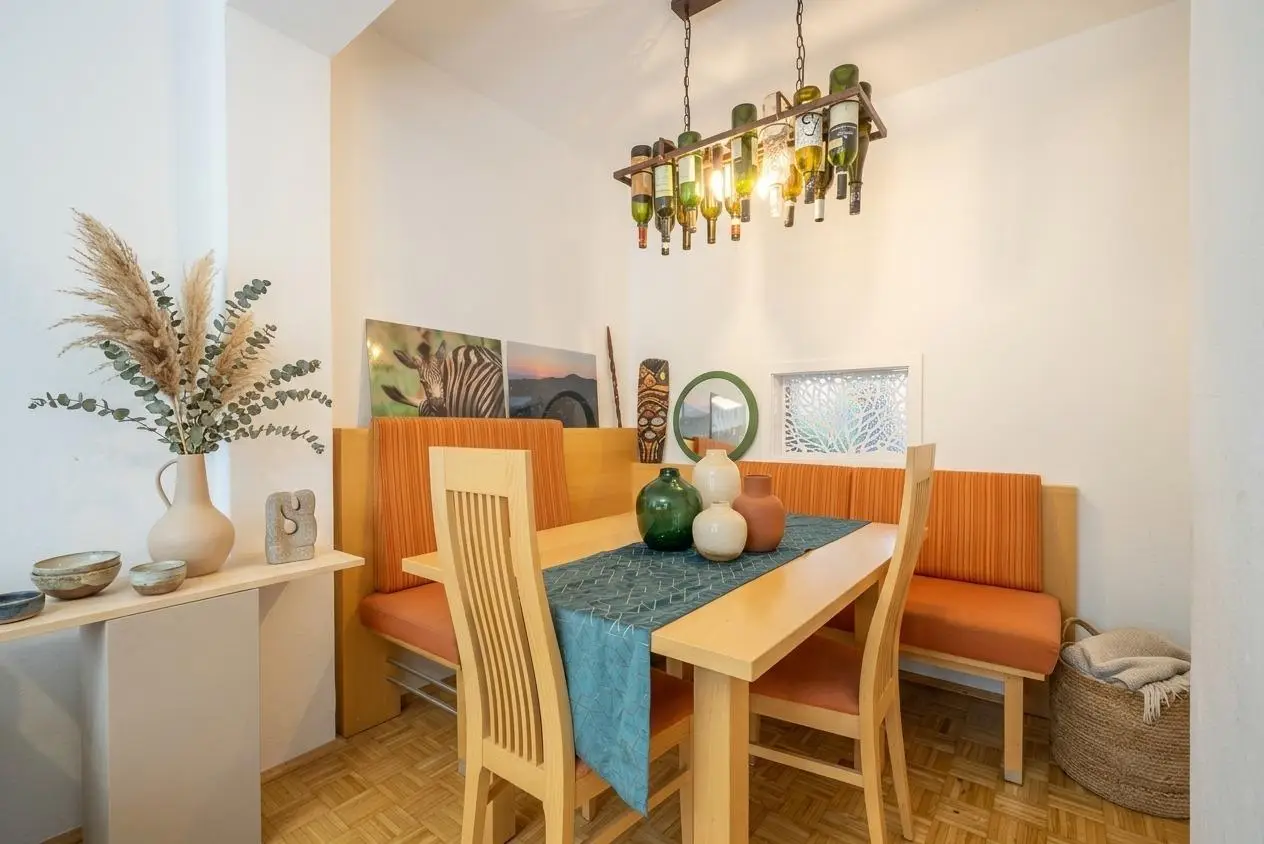 Maisonette apartment with private entrance and terrace