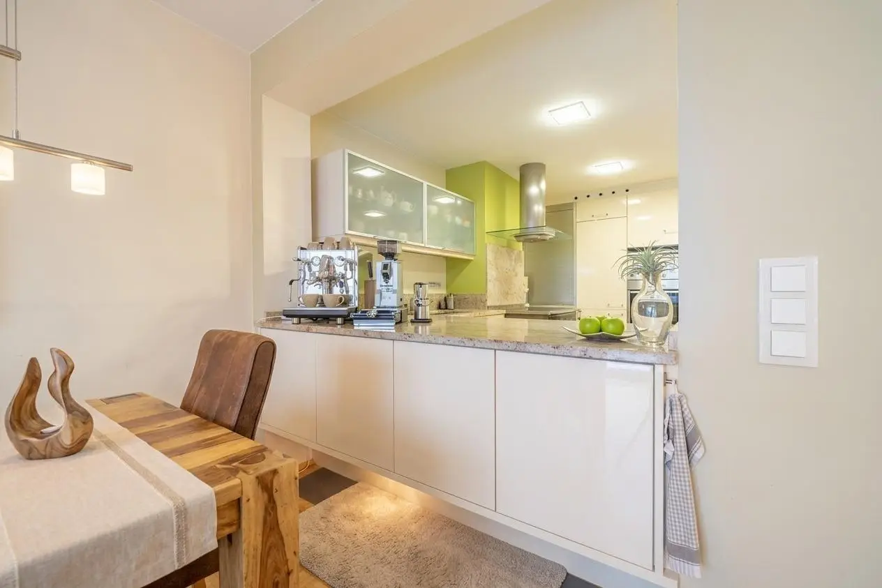 Spacious family oriented with garden Familienwohnung