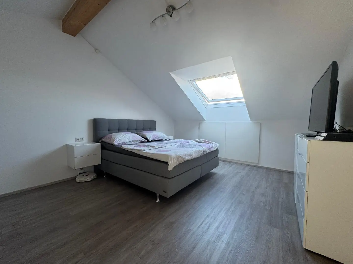 Maisonettewohnung with sunny terrace and separate office area