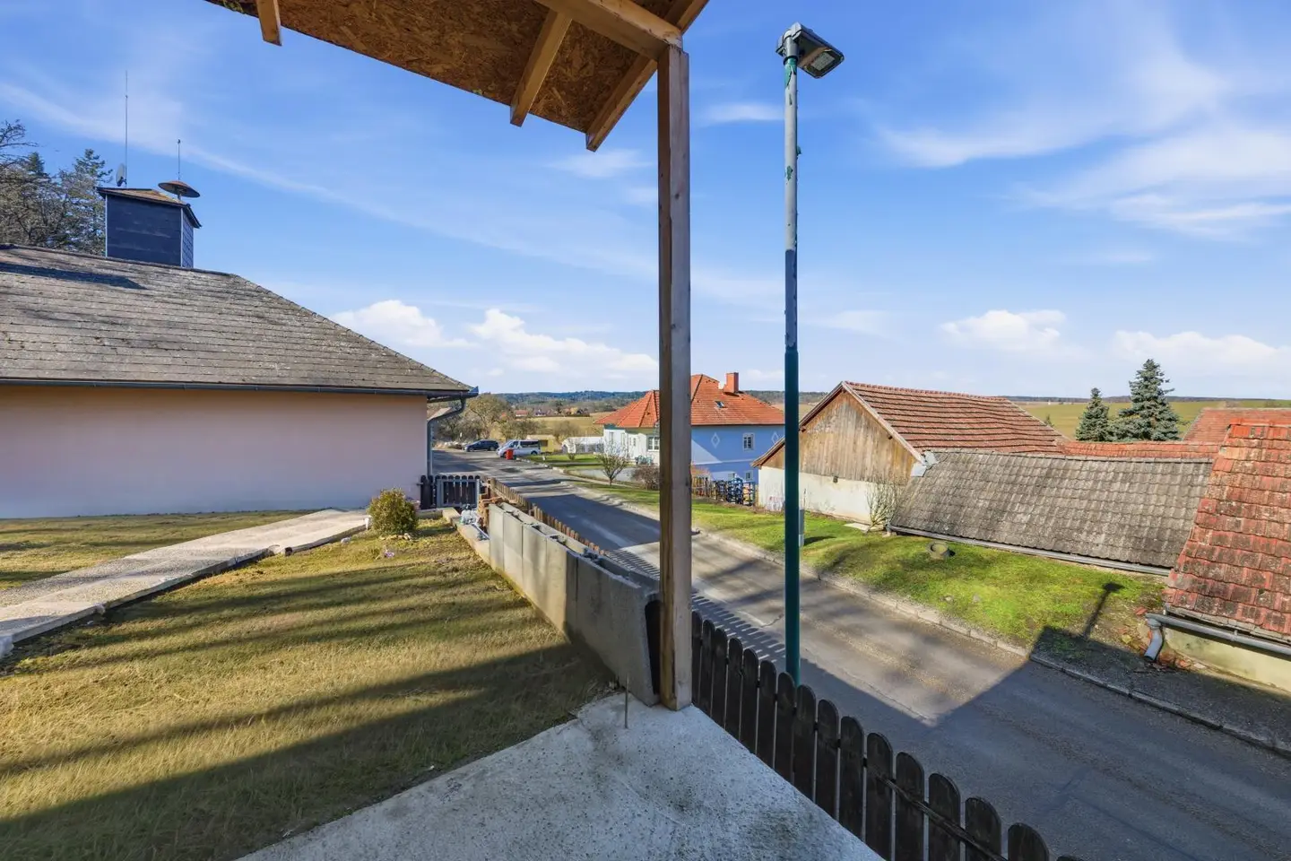 Sonnige Familienwohnung mit privatem Garten