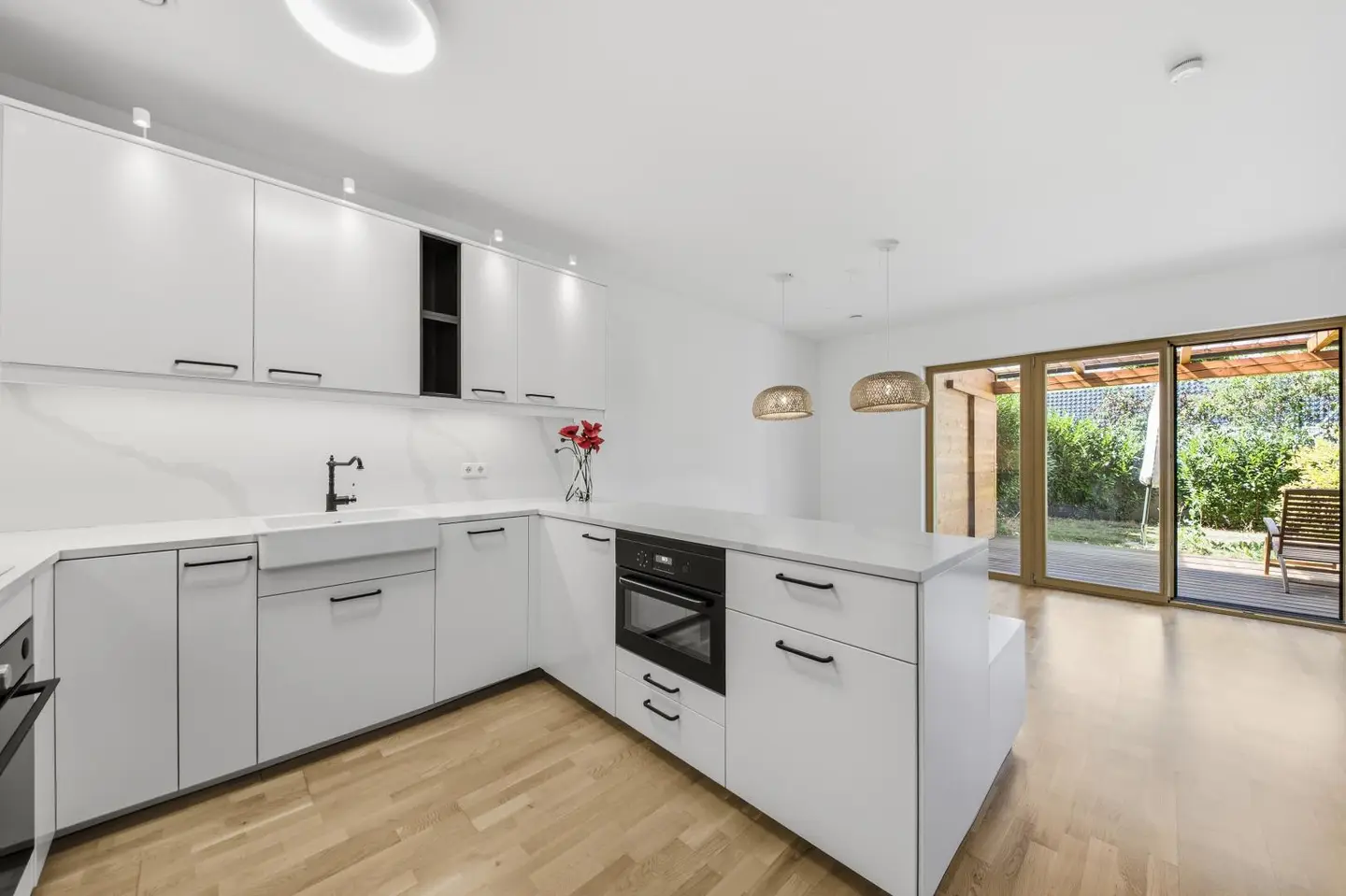 Energy efficient family apartment with garden