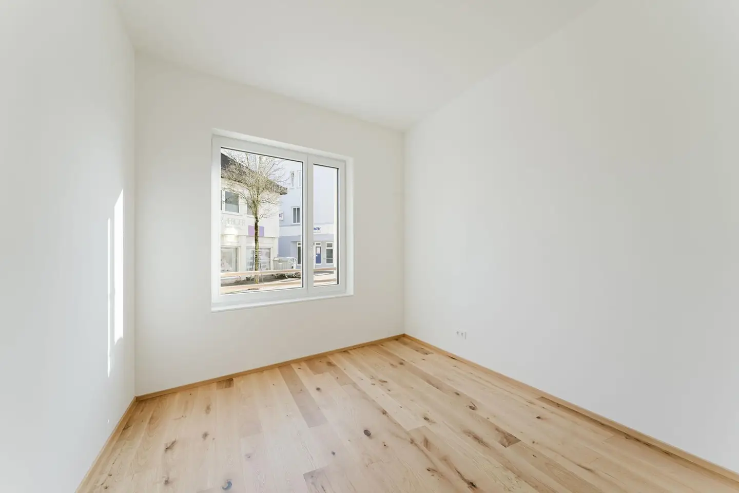VERMITTELT - NUR MEHR wenige Wohnungen verfügbar - ERSTBEZUG Zentrale 3-Zimmer-Wohnung - Optional mit Dachgarten