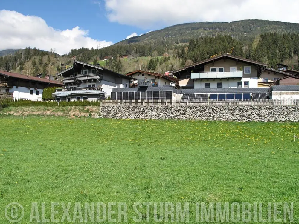 Sunny location with mountain view holiday apartment