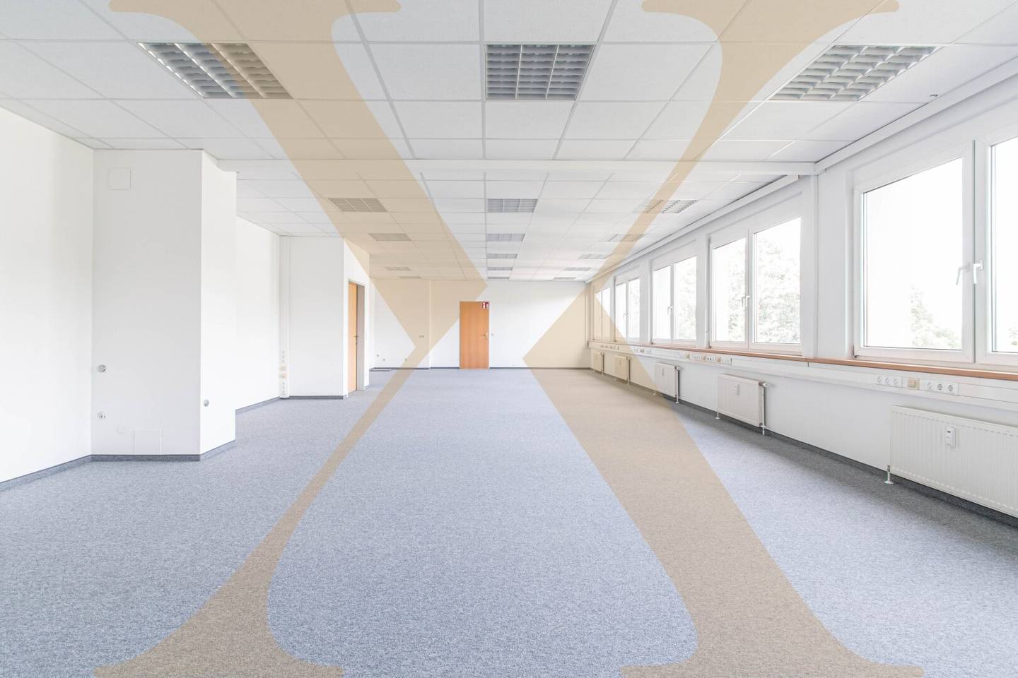 Spacious office space with ideal transportation connections in the GTZ Wels for rent! ???