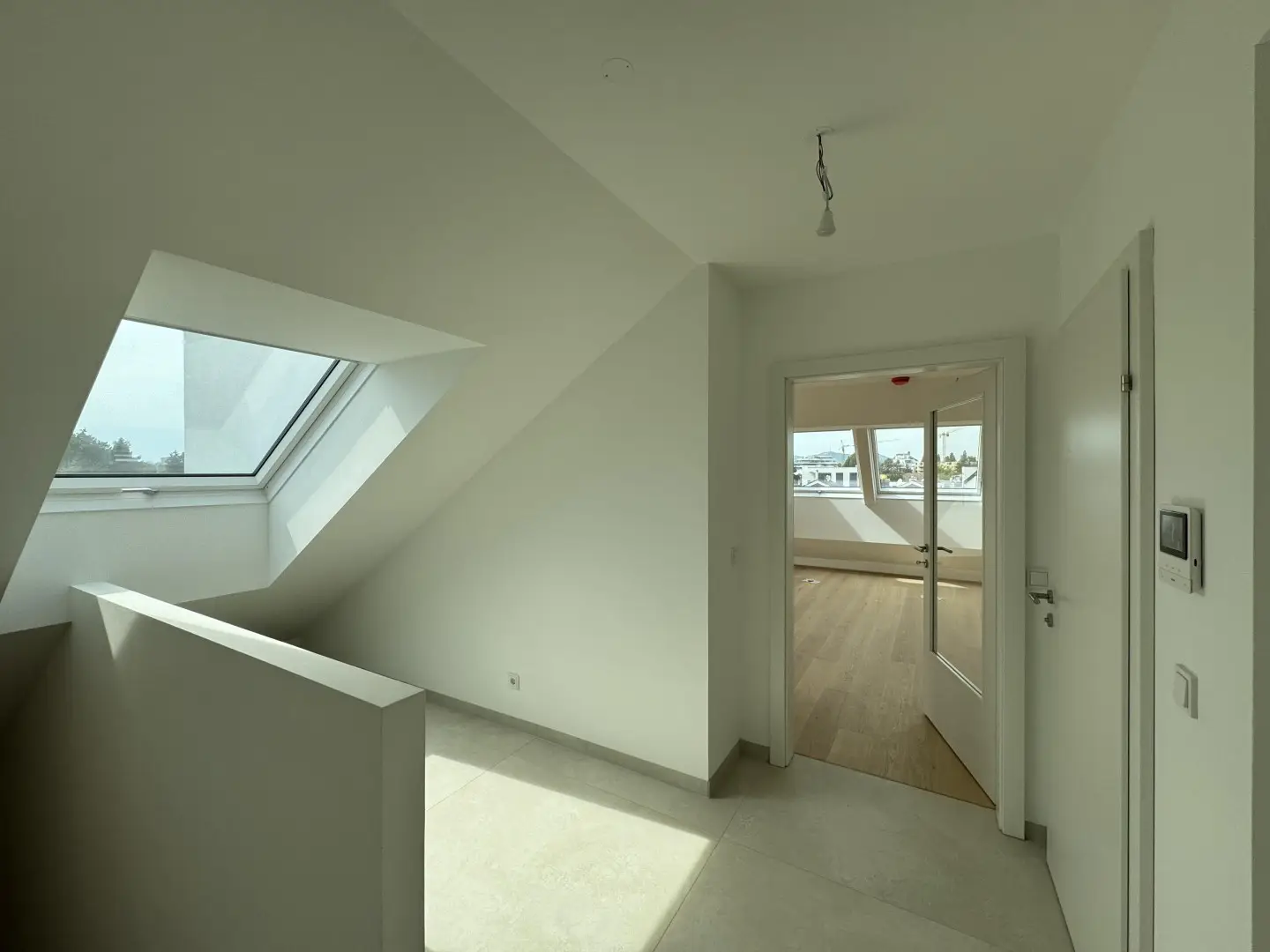 Exklusiv - 3 Zimmer nahe Donauzentrum – Provisionsfrei f. Käufer // Exclusive - 3 rooms near Donauzentrum – Buyer commission free!  //
