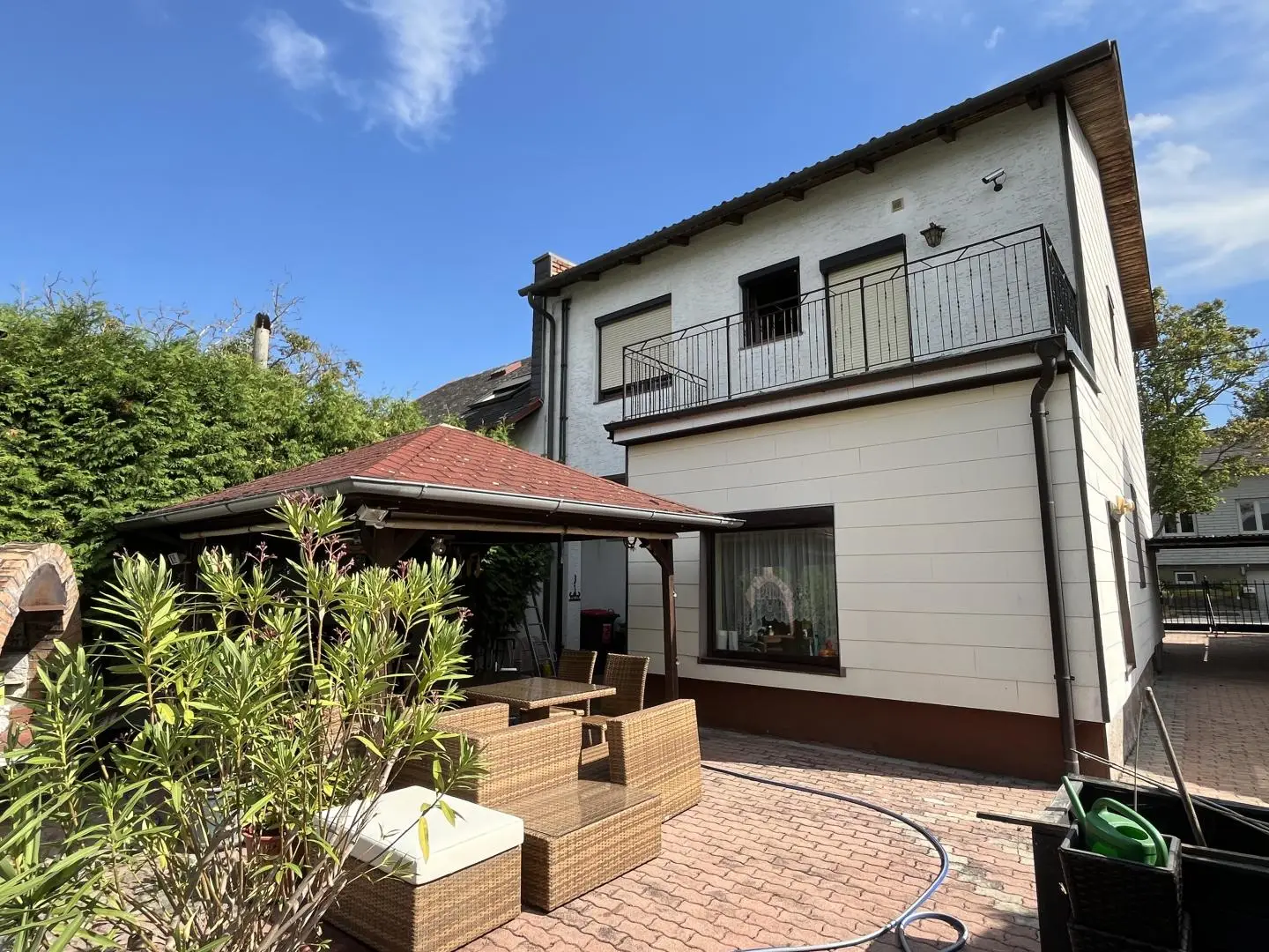 Renovation required apartment with development potential