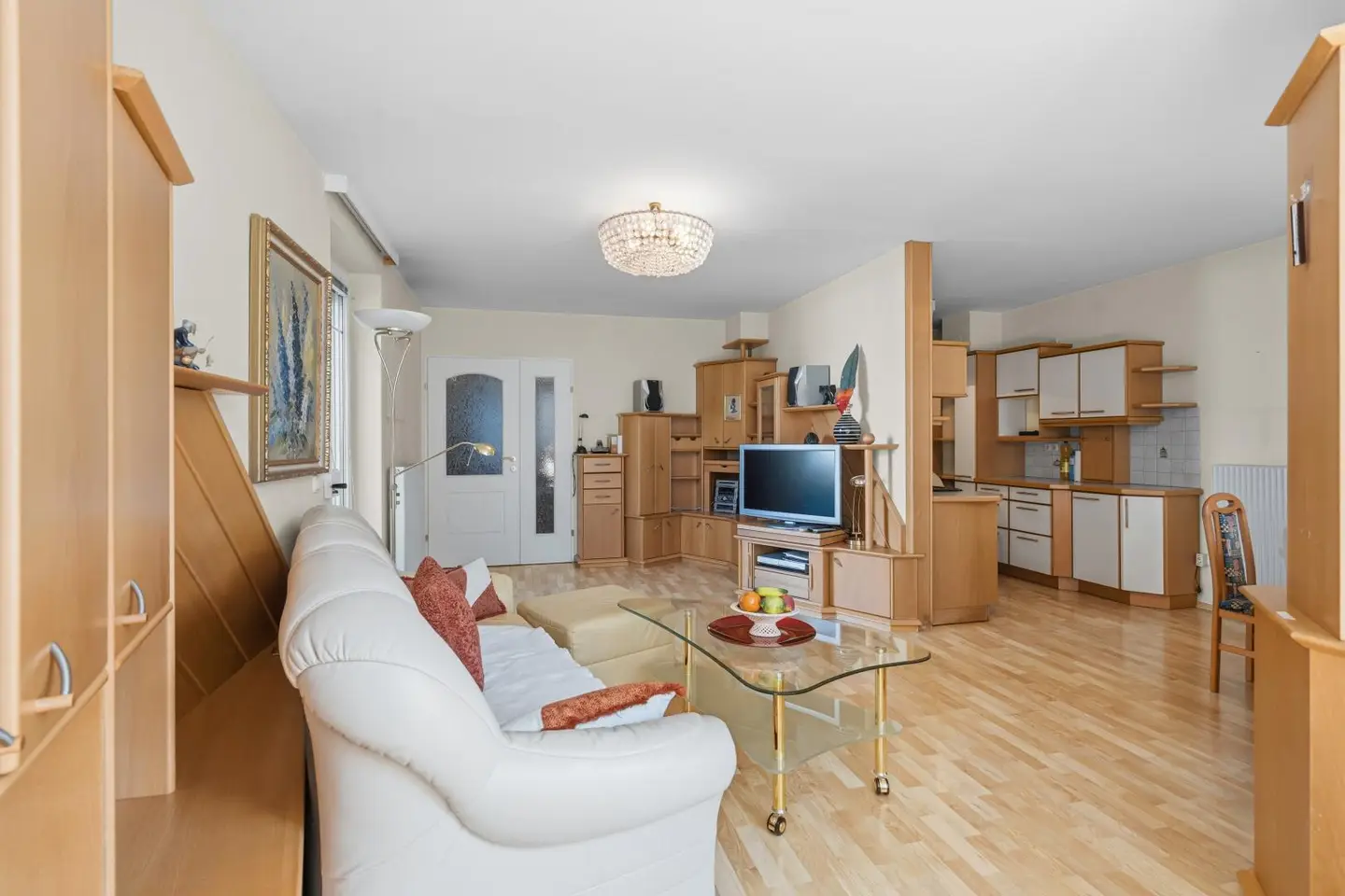 Helle Wohnung mit Südwestterrasse und Tiefgarage