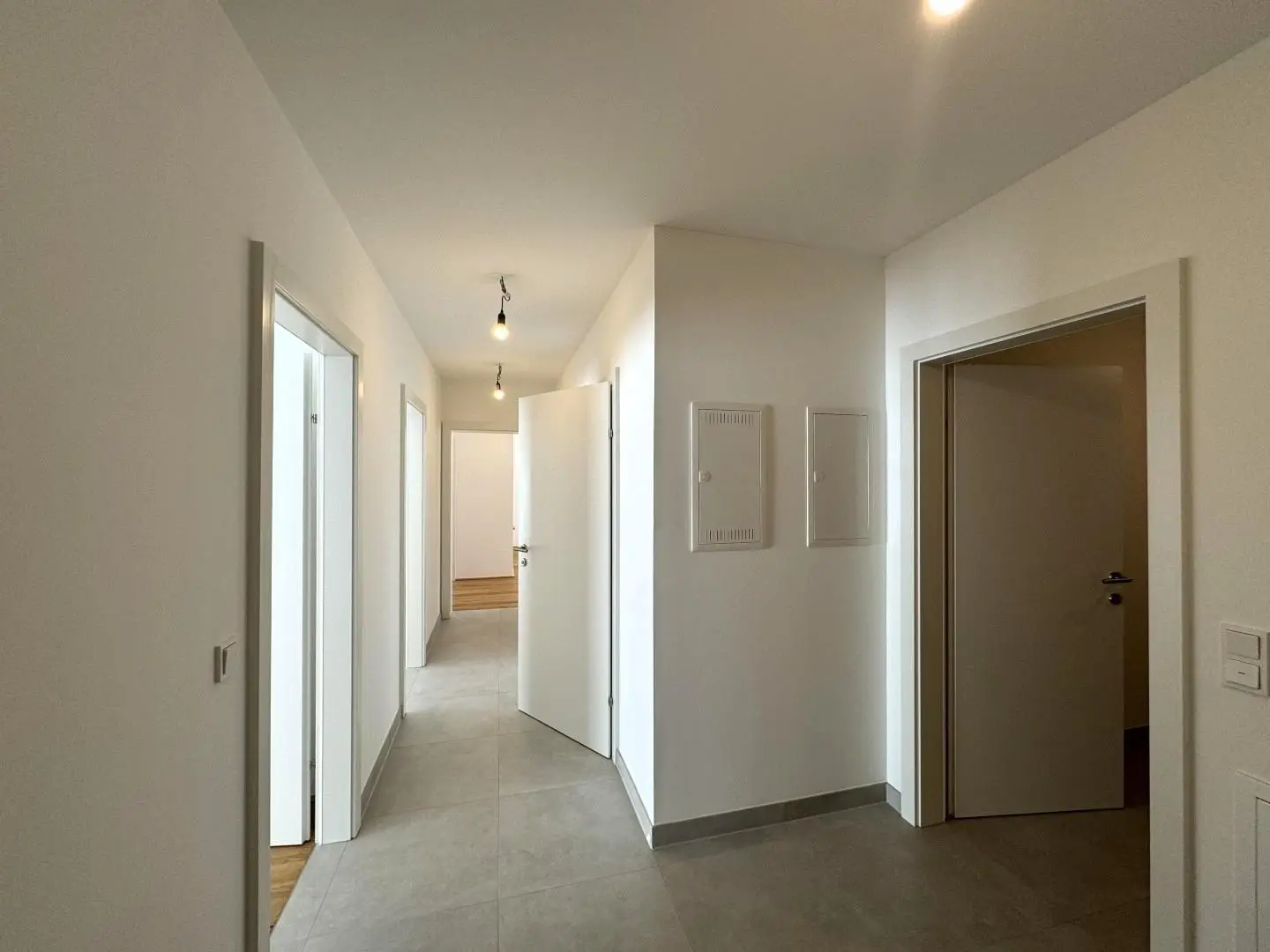 Erdgeschosswohnung mit Privatgarten und Südterrasse