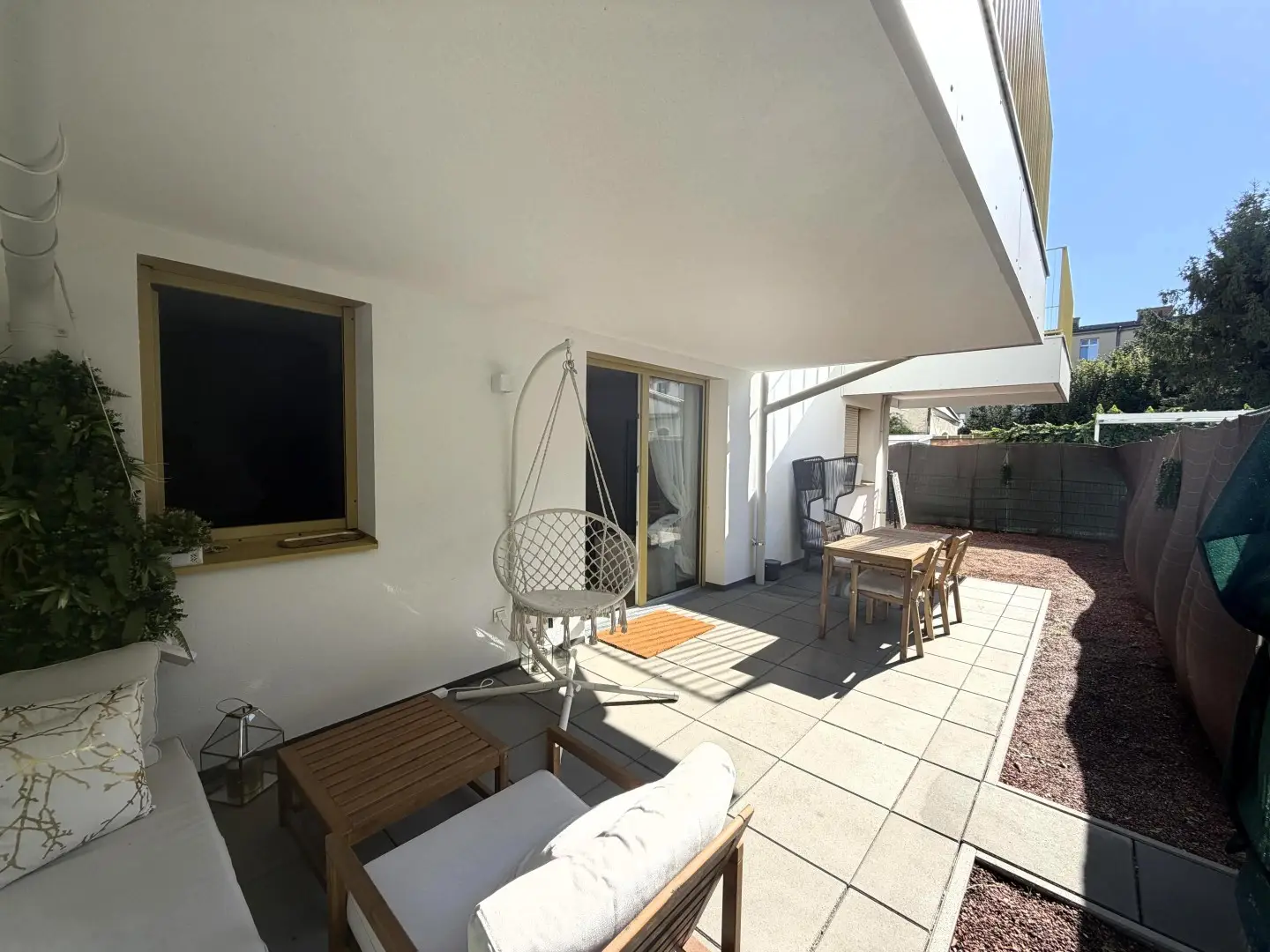 Wohnung with terrace and private garden