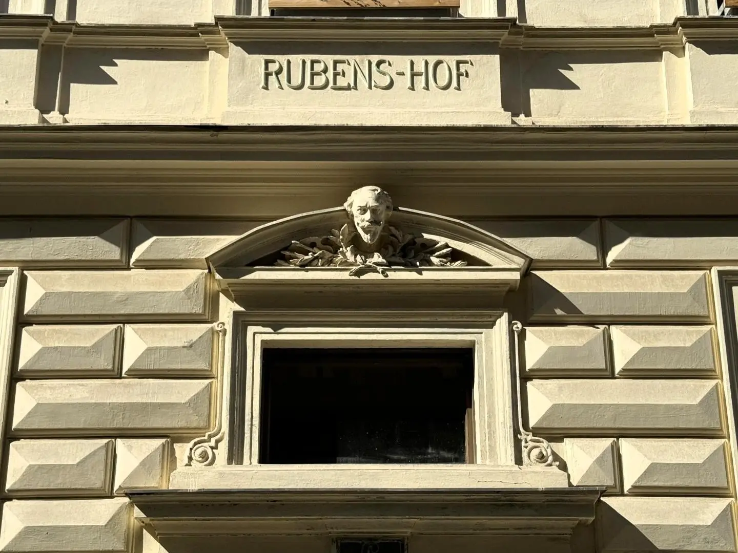 Penthouse mit großzügigen Dachterrassen und Sauna