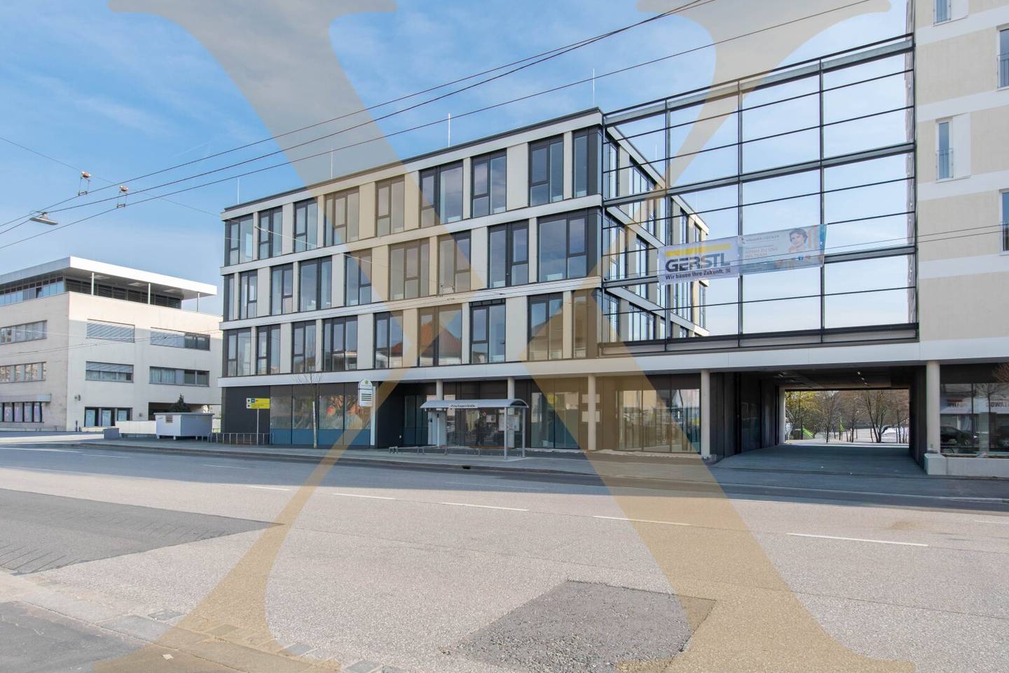 Unique new build office / practice spaces in the Med Cube Linz Mitte project for rent